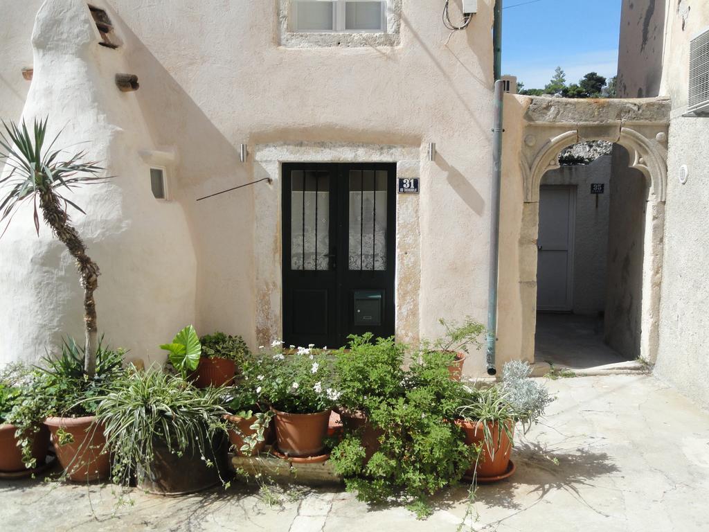 City Walls Hostel Ragusa Esterno foto